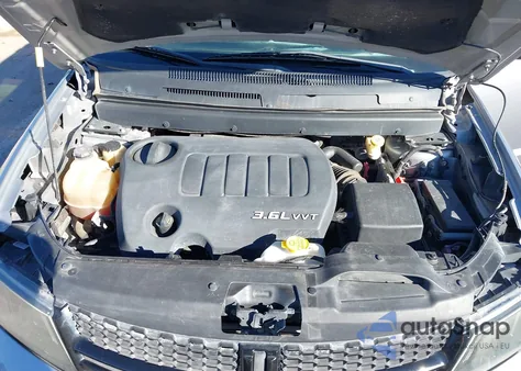 2015 Dodge Journey Sxt z USA, uszkodzony, nr VIN 3C4PDCBG6FT578033